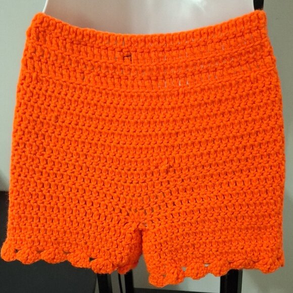 GIRL'S BEACH SHORTS (MED) - Picture 4 of 5